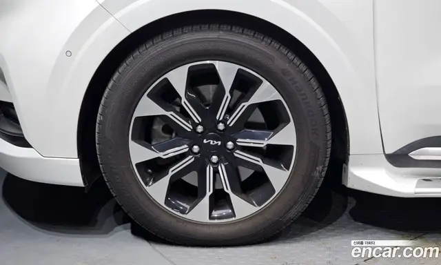 Kia Carnival 2022 3.5 автомат (гидро), миниатюра 5