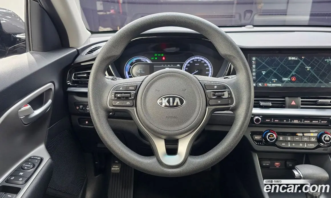 Kia Niro 2020 1.6 автомат (гидро), фото 13 Kia Niro 2020 1.6 автомат (гидро), фото 13