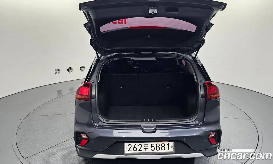 Kia Niro 2020 1.6 автомат (гидро), фото 20 Kia Niro 2020 1.6 автомат (гидро), фото 20