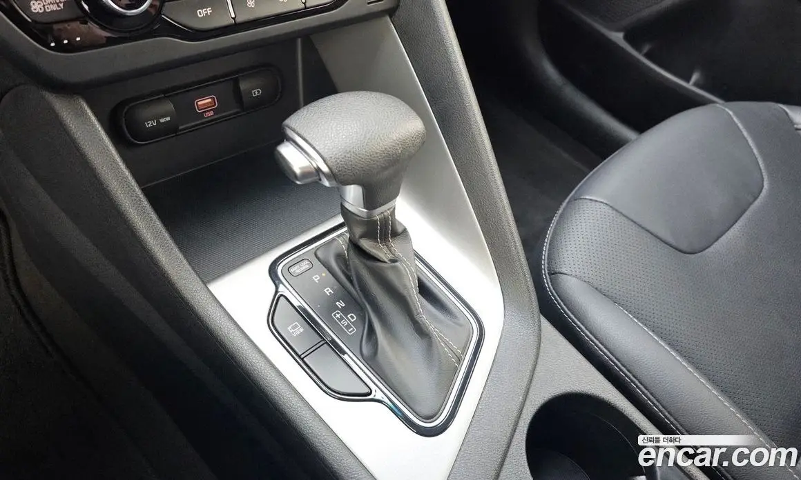 Kia Niro 2020 1.6 автомат (гидро), фото 9 Kia Niro 2020 1.6 автомат (гидро), фото 9