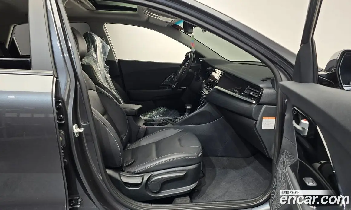 Kia Niro 2021 1.6 автомат (гидро), фото 11 Kia Niro 2021 1.6 автомат (гидро), фото 11