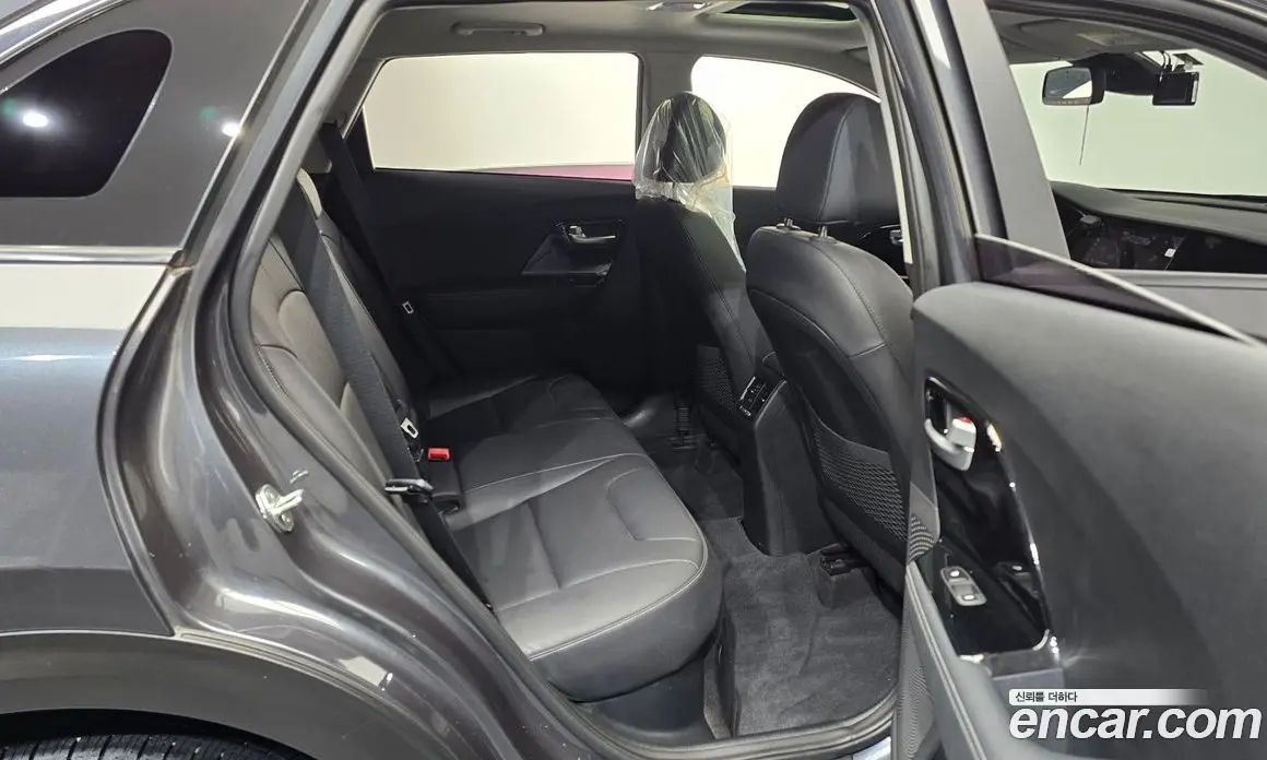 Kia Niro 2021 1.6 автомат (гидро), фото 12 Kia Niro 2021 1.6 автомат (гидро), фото 12