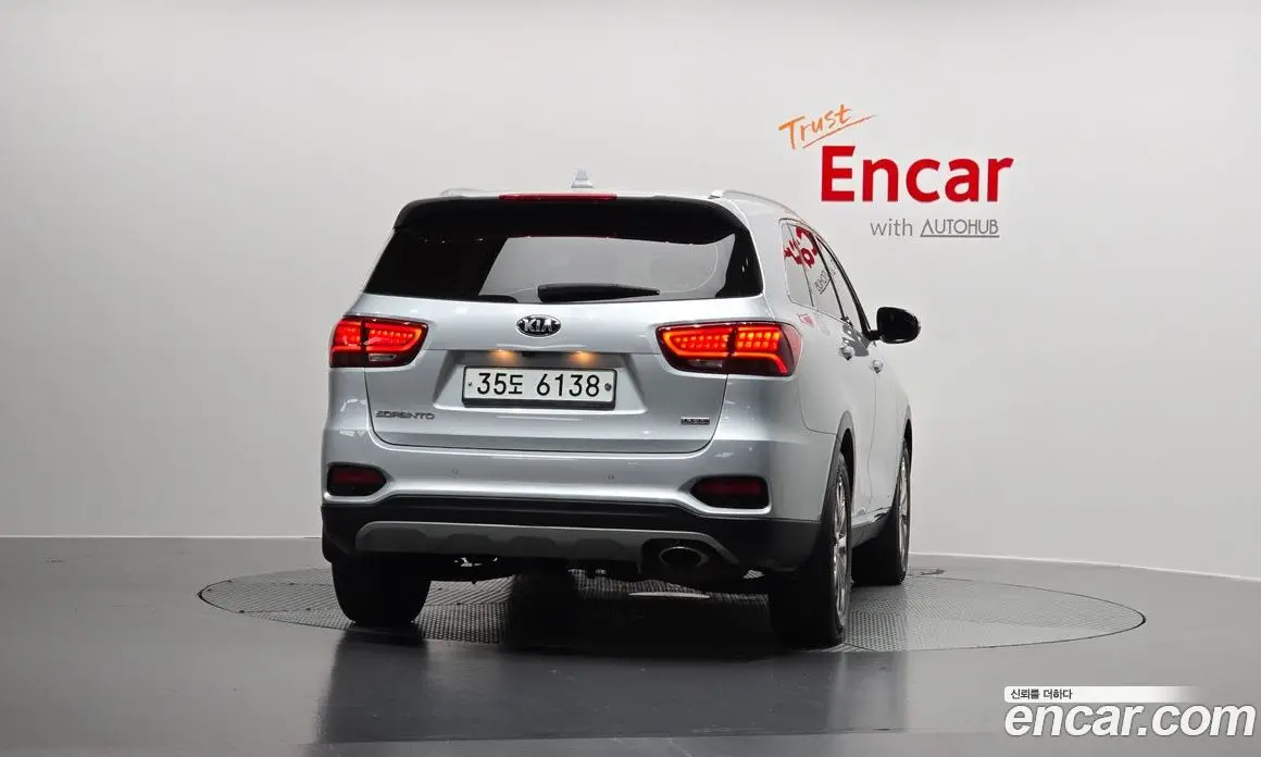 Kia Sorento 2019 2.0 автомат (гидро), фото 4 Kia Sorento 2019 2.0 автомат (гидро), фото 4