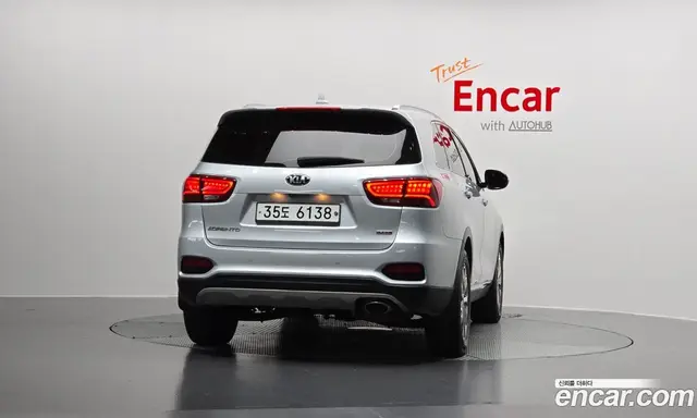 Kia Sorento 2019 2.0 автомат (гидро), миниатюра 4 Kia Sorento 2019 2.0 автомат (гидро), миниатюра 4