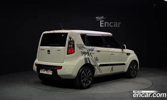 Kia Soul 2010 1.6 автомат (гидро), миниатюра 2