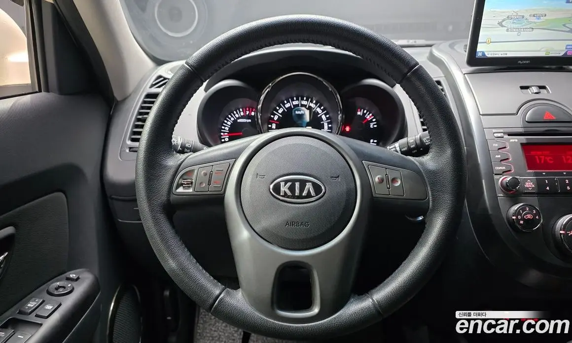 Kia Soul 2010 1.6 автомат (гидро), фото 13
