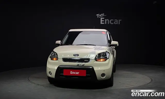 Kia Soul 2010 1.6 автомат (гидро), миниатюра 3