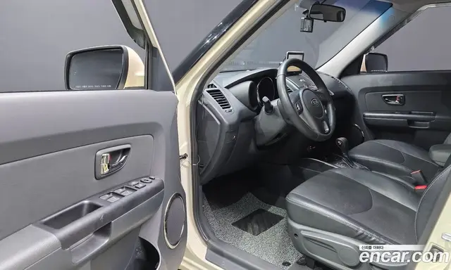 Kia Soul 2010 1.6 автомат (гидро), миниатюра 10