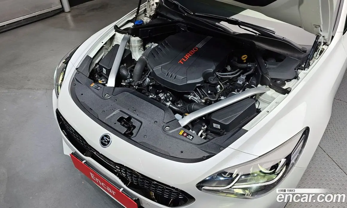 Kia Stinger 2021 3.3 автомат (гидро), фото 6