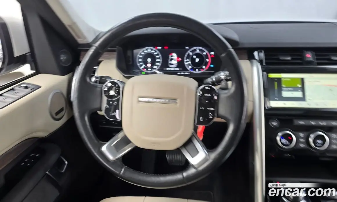 Land Rover Discovery 2019 3.0 автомат (гидро), фото 13