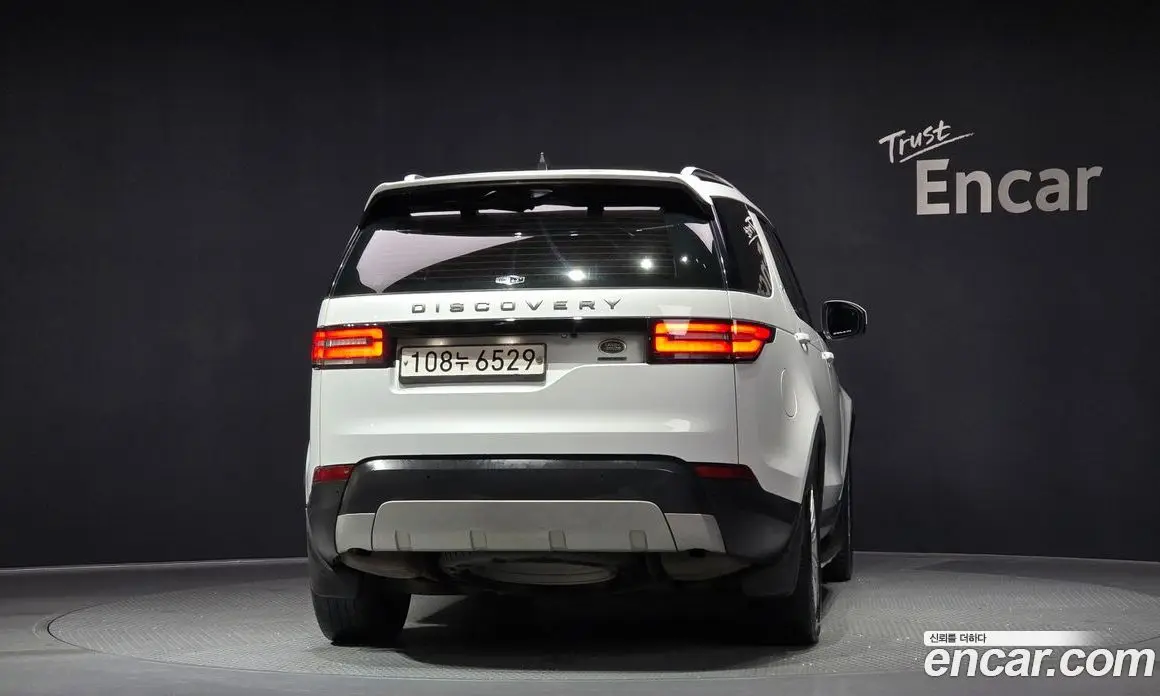 Land Rover Discovery 2019 3.0 автомат (гидро), фото 4