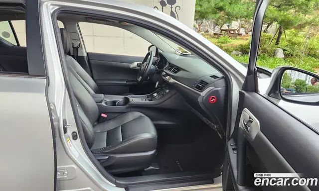 Lexus CT200h 2011 1.8 автомат (гидро), миниатюра 11
