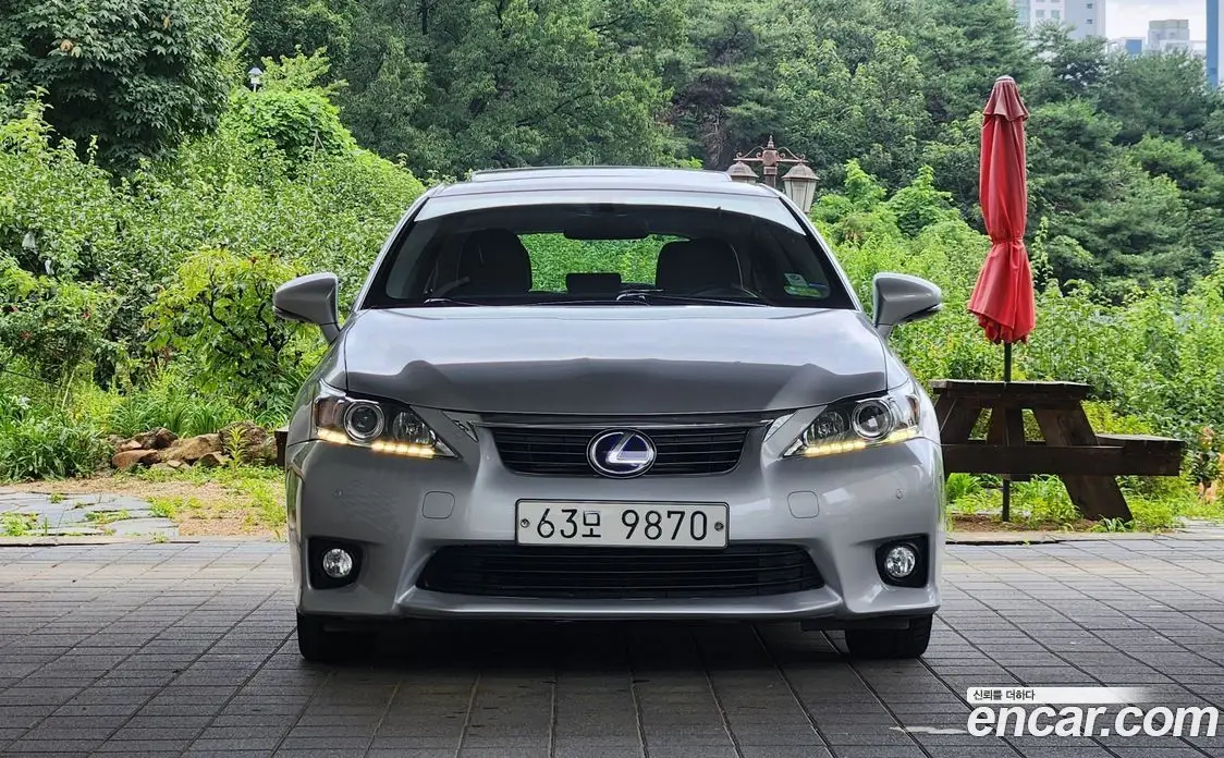Lexus CT200h 2011 1.8 автомат (гидро), фото 3