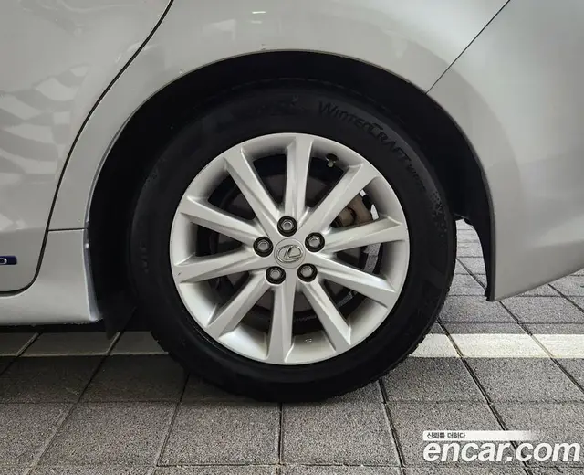Lexus CT200h 2011 1.8 автомат (гидро), миниатюра 5