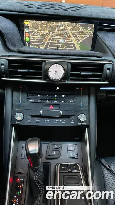 Lexus IS 2017 2.0 автомат (гидро), фото 9 Lexus IS 2017 2.0 автомат (гидро), фото 9