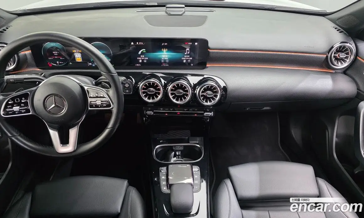 Mercedes-Benz A-Class 2021 2.0 автомат (гидро), фото 7