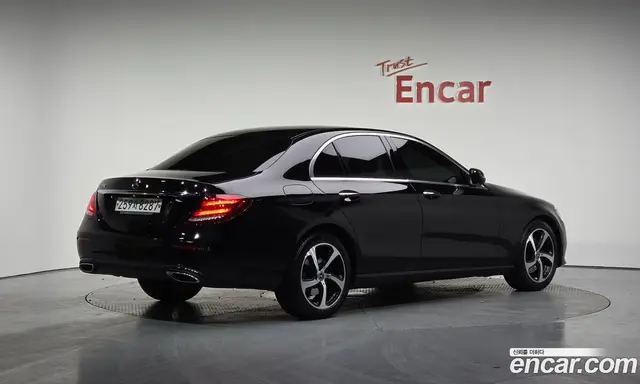 Mercedes-Benz E-Class, 2020, 85 794 км