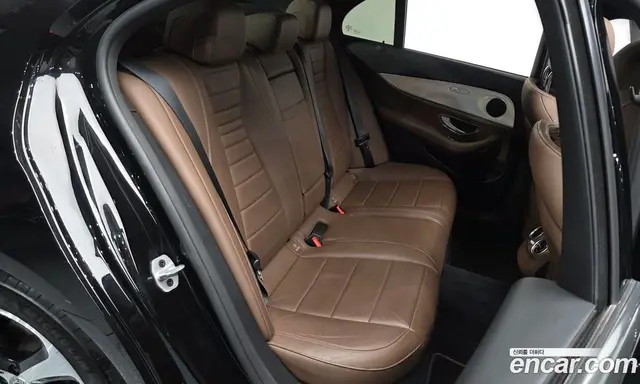 Mercedes-Benz E-Class 2020 2.0 автомат (гидро), миниатюра 11 Mercedes-Benz E-Class 2020 2.0 автомат (гидро), миниатюра 11