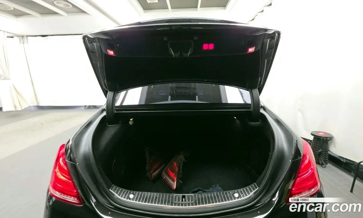 Mercedes-Benz S-Class 2015 6.0 автомат (гидро), фото 20 Mercedes-Benz S-Class 2015 6.0 автомат (гидро), фото 20
