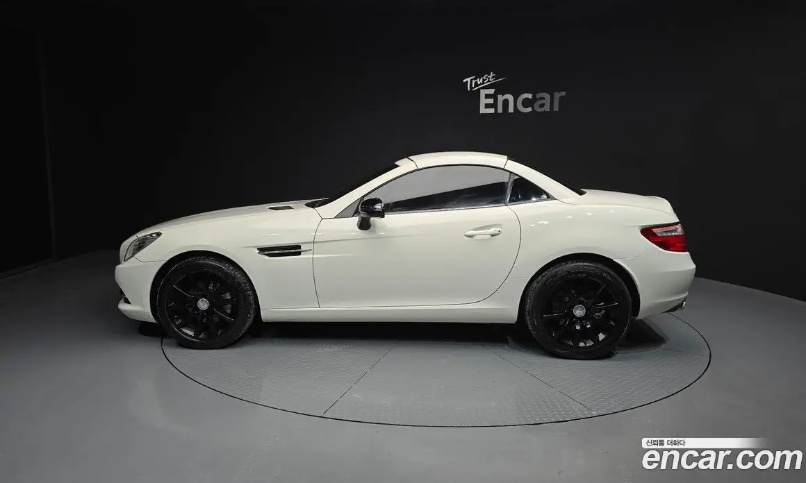 Mercedes-Benz SLK-Class 2012 1.8 автомат (гидро), фото 20 Mercedes-Benz SLK-Class 2012 1.8 автомат (гидро), фото 20