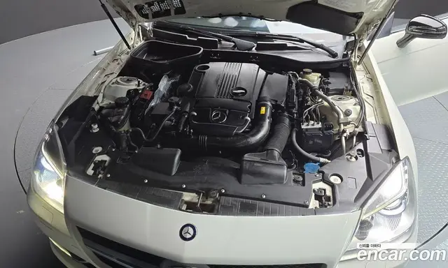 Mercedes-Benz SLK-Class 2012 1.8 автомат (гидро), миниатюра 6 Mercedes-Benz SLK-Class 2012 1.8 автомат (гидро), миниатюра 6