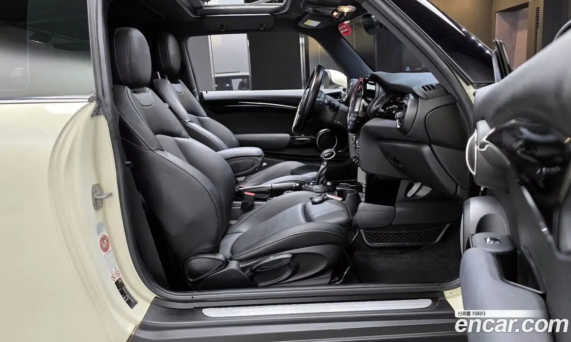 Mini Cooper 2014 1.5 автомат (гидро), фото 10 Mini Cooper 2014 1.5 автомат (гидро), фото 10