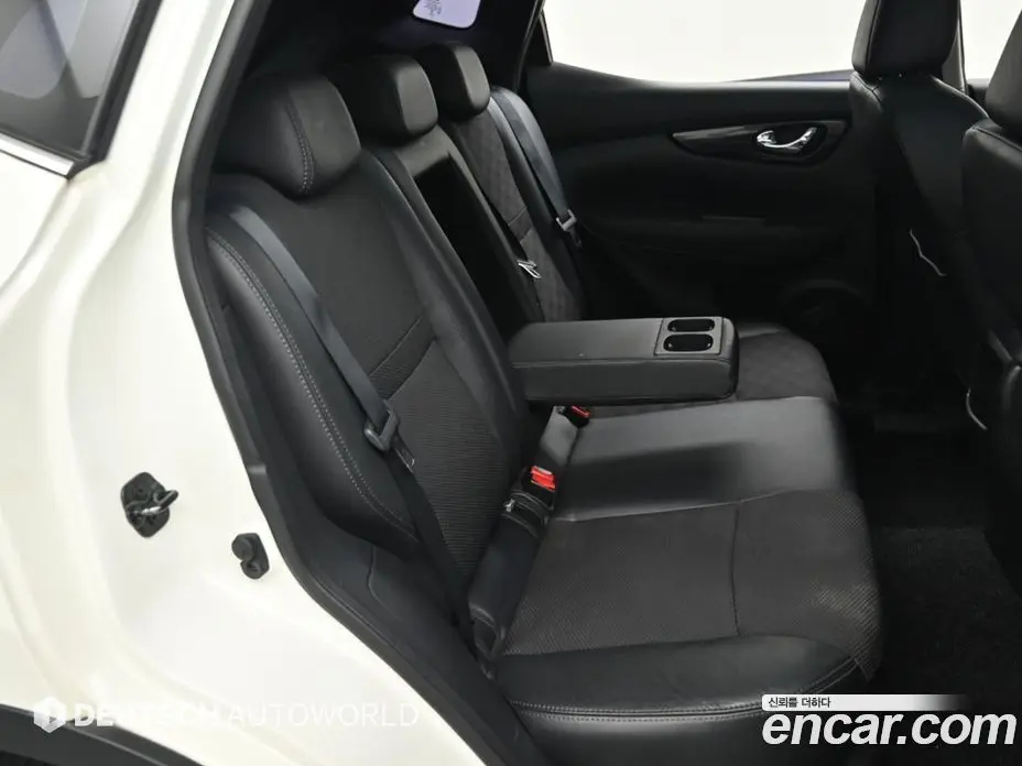 Nissan Qashqai 2015 1.6 автомат (гидро), фото 12