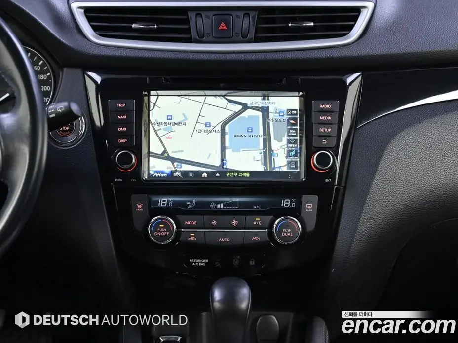 Nissan Qashqai 2015 1.6 автомат (гидро), фото 14