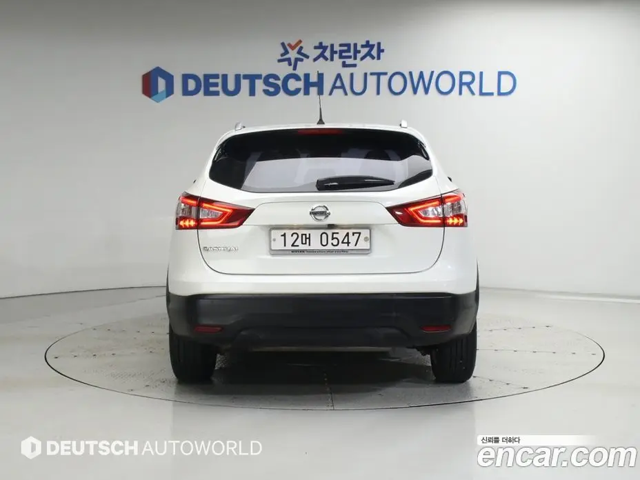 Nissan Qashqai 2015 1.6 автомат (гидро), фото 4