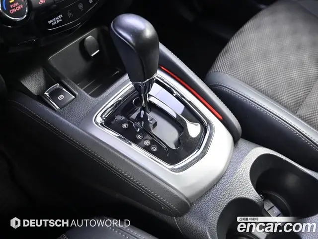Nissan Qashqai 2015 1.6 автомат (гидро), миниатюра 9