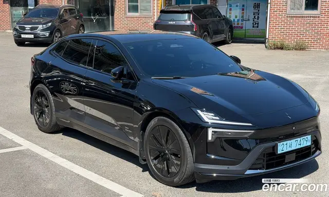 Polestar Polestar 4, 2025, 13 700 км