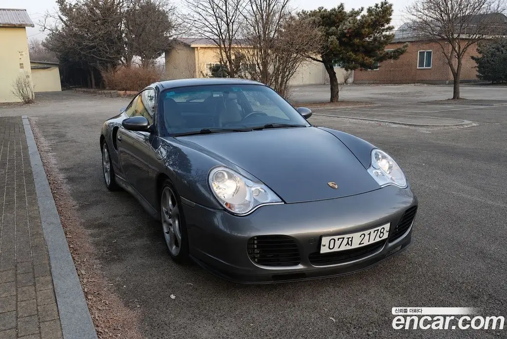 Porsche 911 2004 3.6 автомат (гидро), фото 1 Porsche 911 2004 3.6 автомат (гидро), фото 1