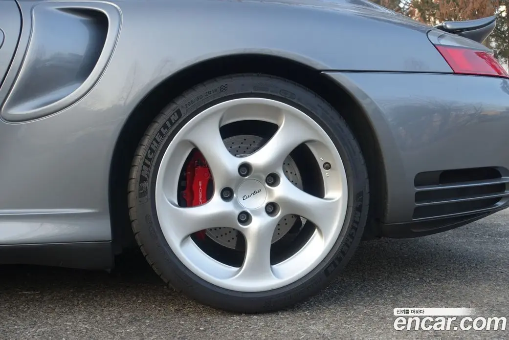 Porsche 911 2004 3.6 автомат (гидро), фото 10 Porsche 911 2004 3.6 автомат (гидро), фото 10