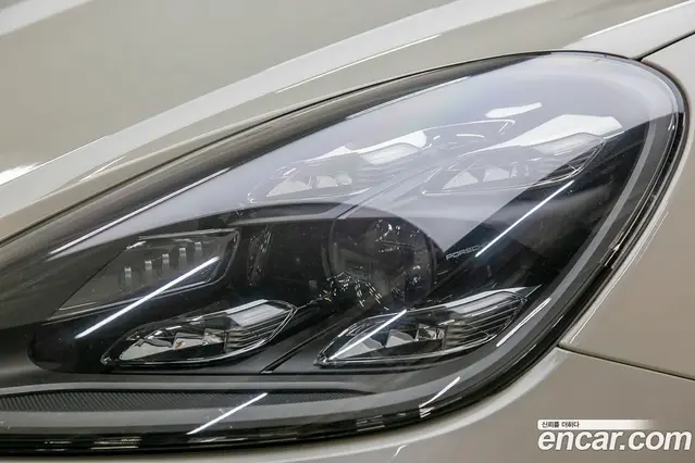 Porsche Cayenne 2021 3.0 автомат (гидро), миниатюра 8
