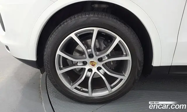Porsche Cayenne 2023 3.0 автомат (гидро), миниатюра 5 Porsche Cayenne 2023 3.0 автомат (гидро), миниатюра 5