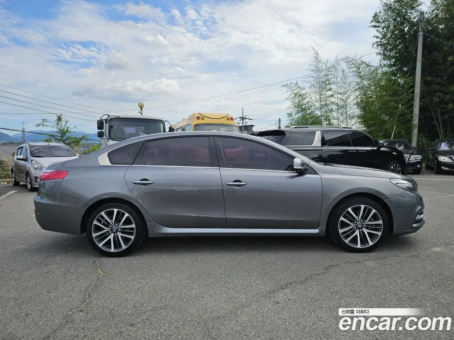 Renault (Samsung) SM7 2017 2.0 автомат (вариатор), фото 6 Renault (Samsung) SM7 2017 2.0 автомат (вариатор), фото 6