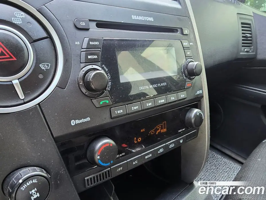 SsangYong Korando 2013 2.0 автомат (гидро), фото 16 SsangYong Korando 2013 2.0 автомат (гидро), фото 16