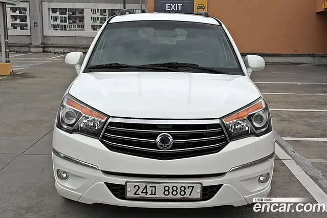 SsangYong Korando 2014 2.0 автомат (гидро), миниатюра 3