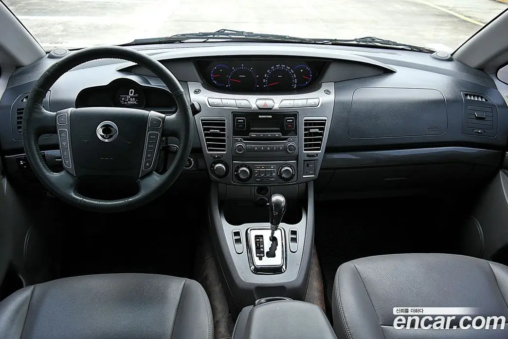 SsangYong Korando 2014 2.0 автомат (гидро), фото 9