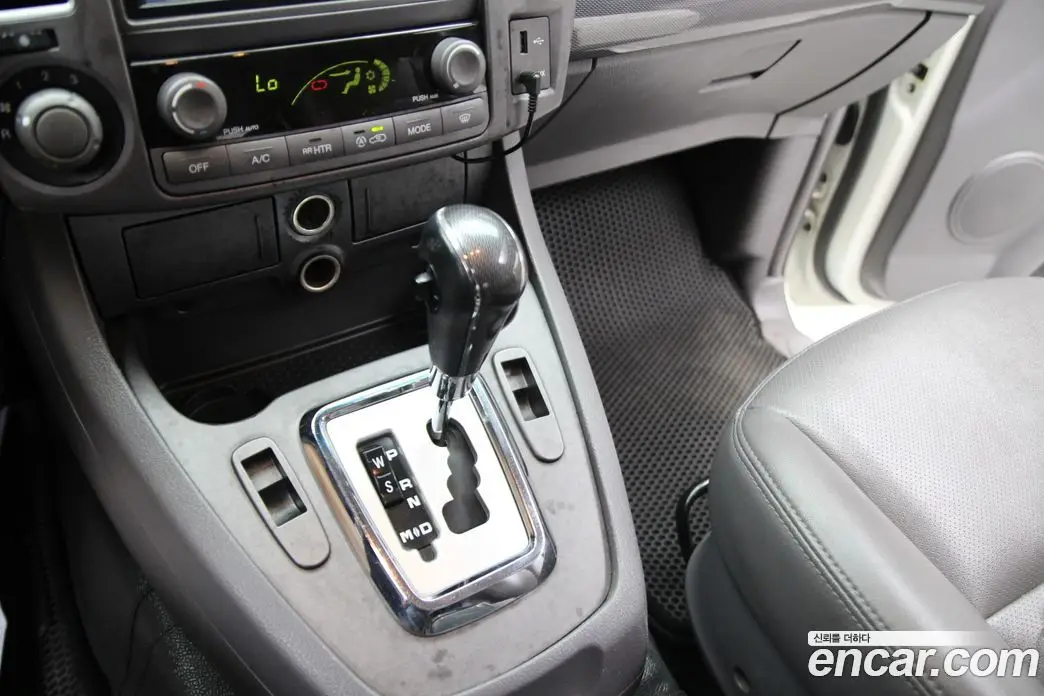 SsangYong Korando 2014 2.0 автомат (гидро), фото 8