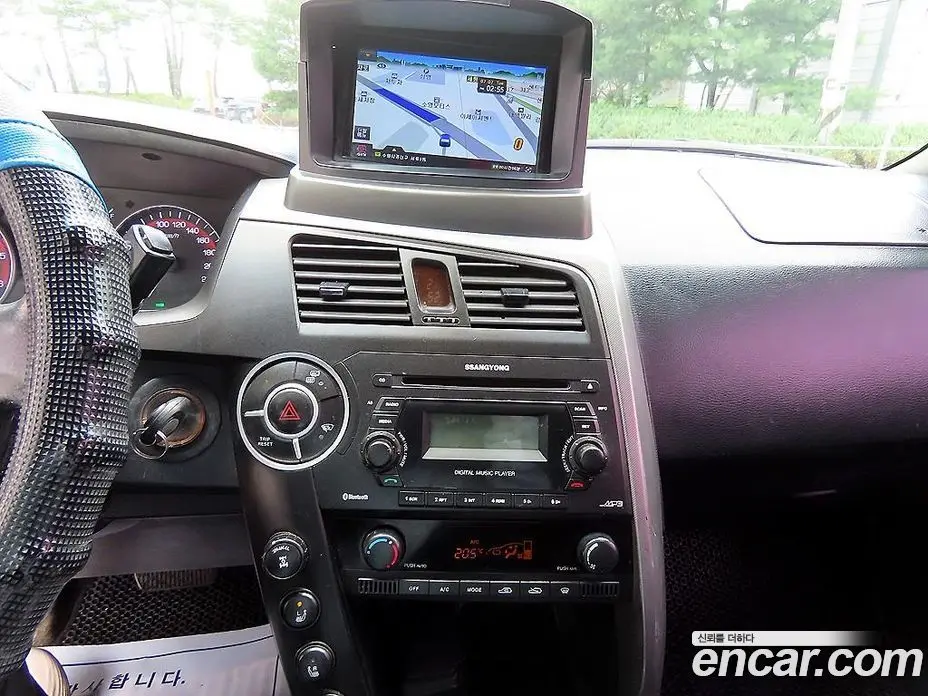 SsangYong Korando 2014 2.0 автомат (гидро), фото 13