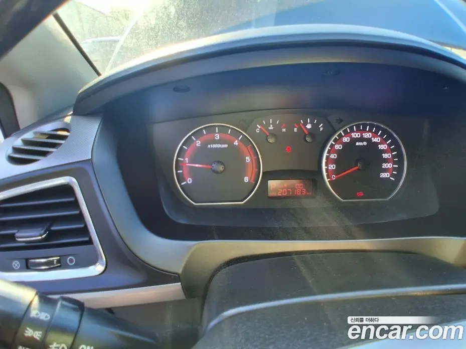 SsangYong Korando 2016 2.0 автомат (гидро), фото 4