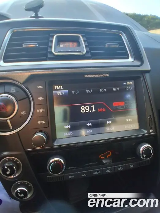 SsangYong Korando 2016 2.0 автомат (гидро), миниатюра 5