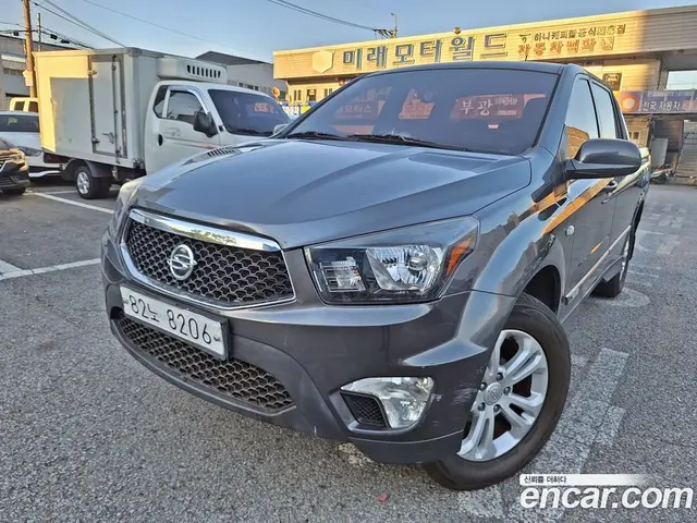 SsangYong Korando, 2016, 215 000 км