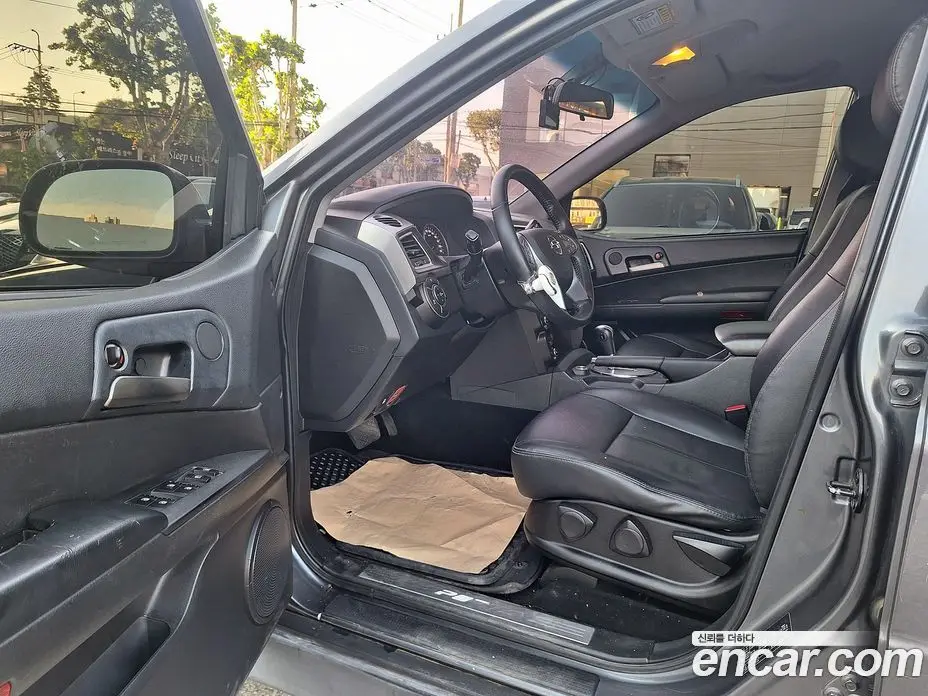 SsangYong Korando 2016 2.0 автомат (гидро), фото 8 SsangYong Korando 2016 2.0 автомат (гидро), фото 8
