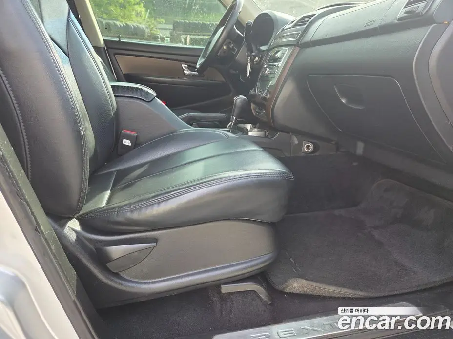 SsangYong Rexton 2013 2.0 автомат (гидро), фото 13 SsangYong Rexton 2013 2.0 автомат (гидро), фото 13