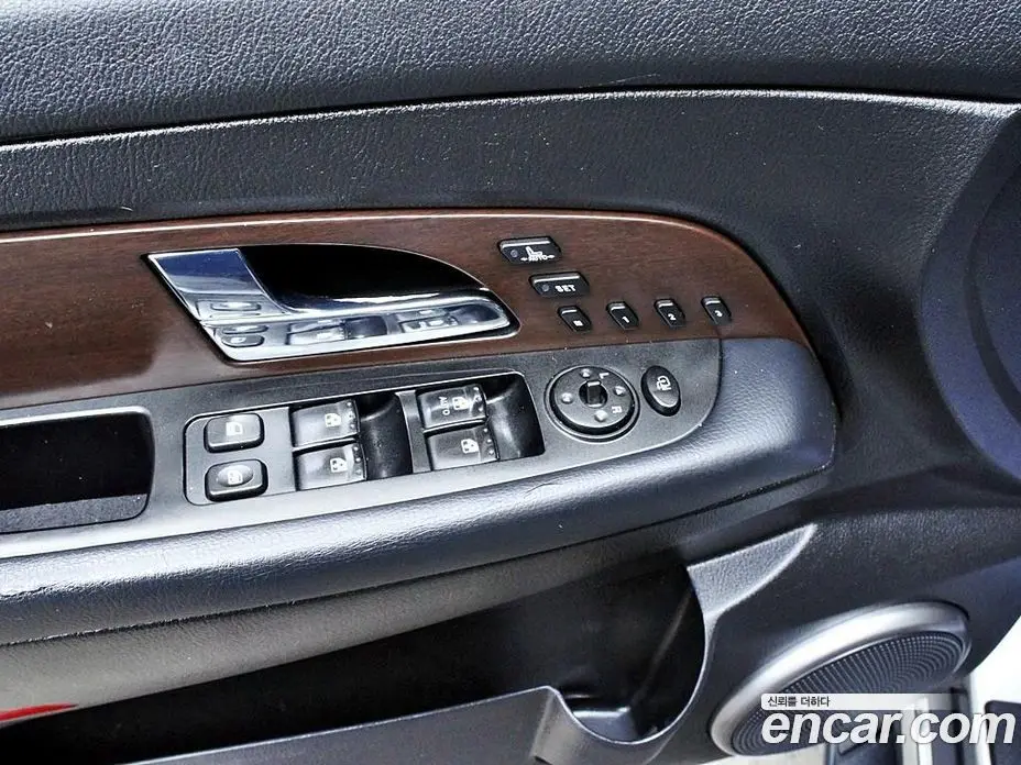 SsangYong Rexton 2014 2.0 автомат (гидро), фото 15 SsangYong Rexton 2014 2.0 автомат (гидро), фото 15