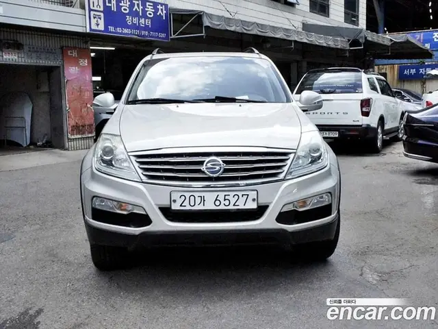 SsangYong Rexton 2014 2.0 автомат (гидро), миниатюра 3 SsangYong Rexton 2014 2.0 автомат (гидро), миниатюра 3