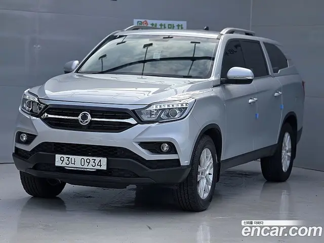 SsangYong Rexton 2018 2.2 автомат (гидро), миниатюра 3 SsangYong Rexton 2018 2.2 автомат (гидро), миниатюра 3