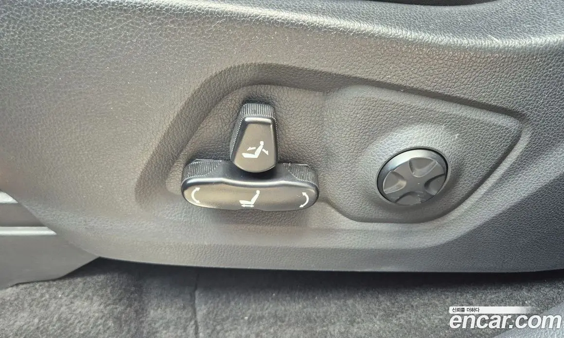 SsangYong Rexton 2019 2.2 автомат (гидро), фото 20 SsangYong Rexton 2019 2.2 автомат (гидро), фото 20